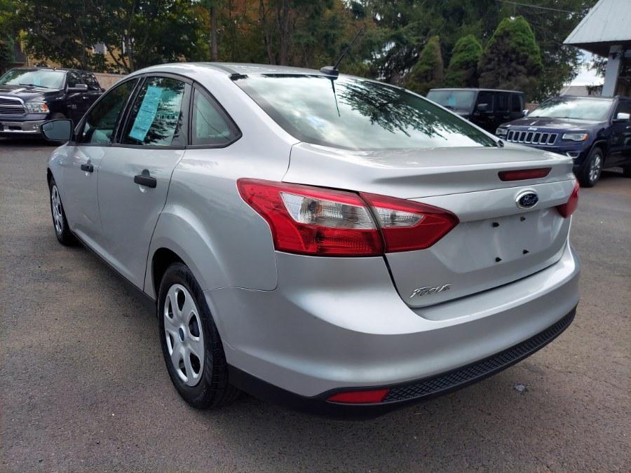 used 2013 Ford Focus car, priced at $5,995