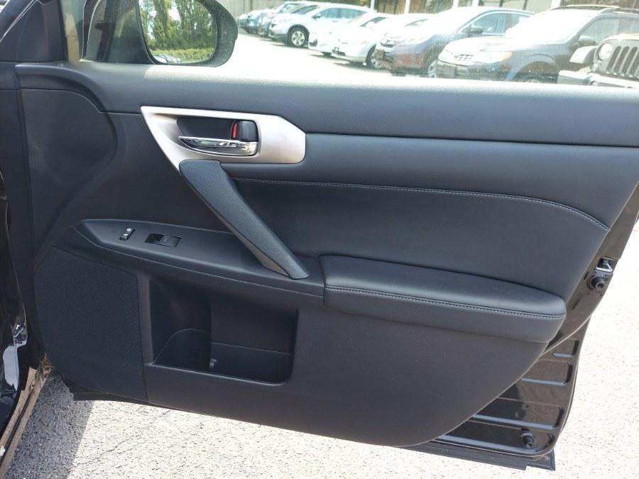 used 2014 Lexus CT 200h car, priced at $11,995