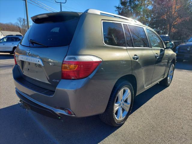 used 2009 Toyota Highlander car, priced at $7,995