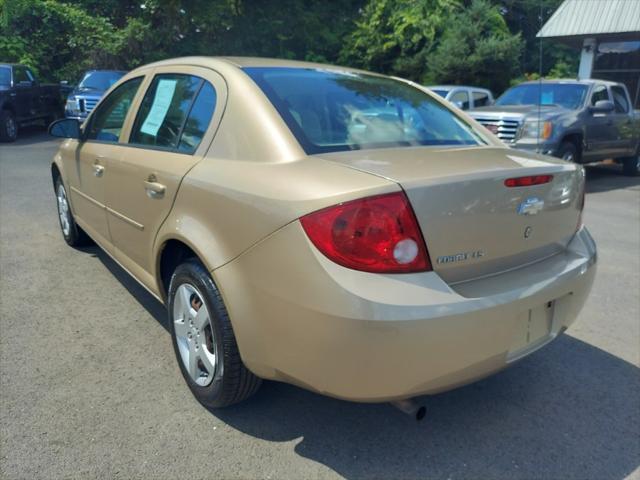 used 2007 Chevrolet Cobalt car, priced at $3,495