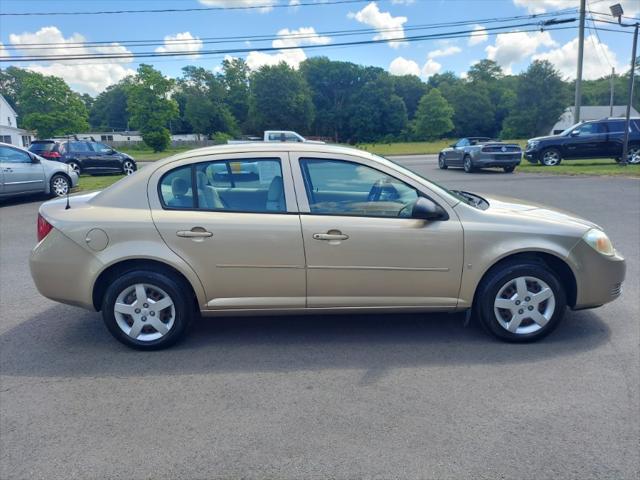 used 2007 Chevrolet Cobalt car, priced at $3,495