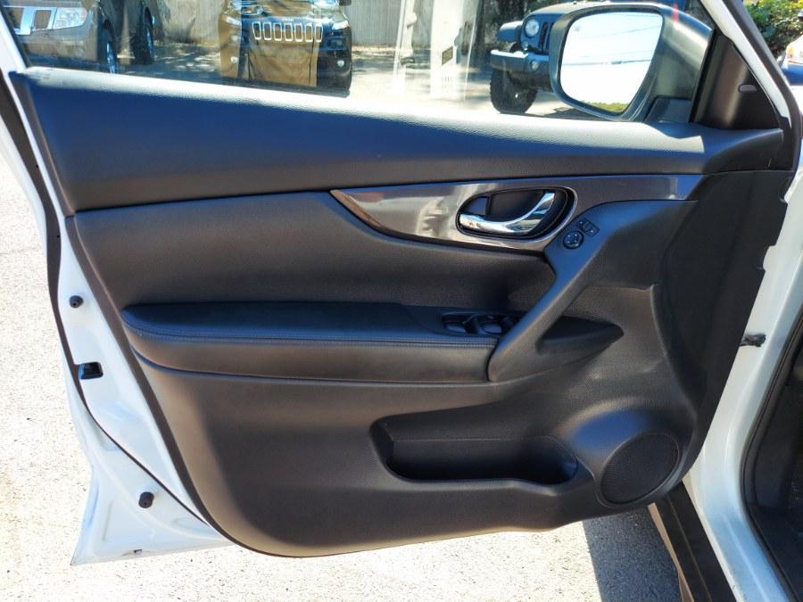 used 2018 Nissan Rogue car, priced at $15,995