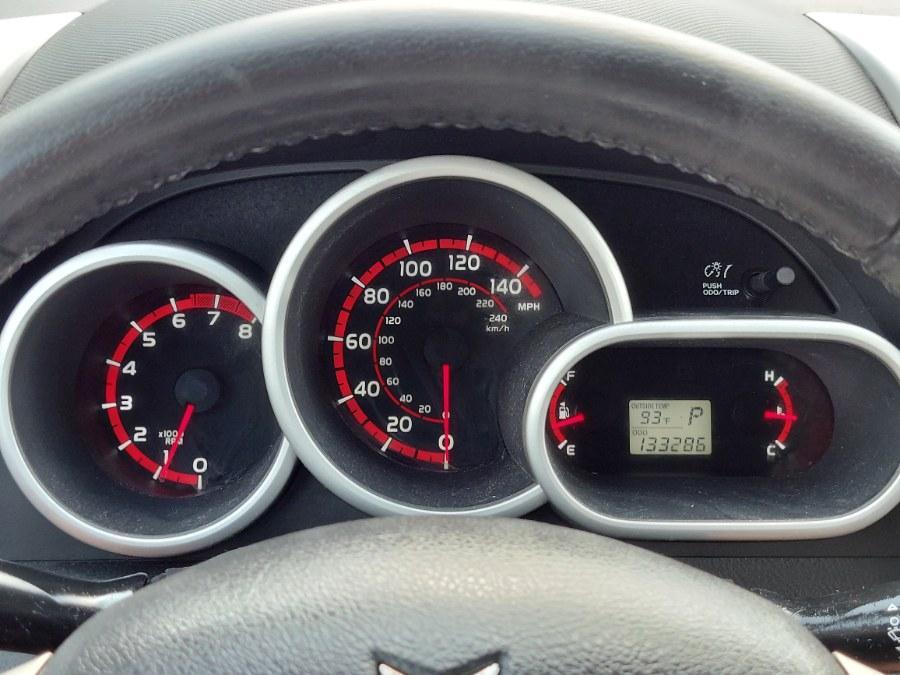 used 2009 Pontiac Vibe car, priced at $6,495