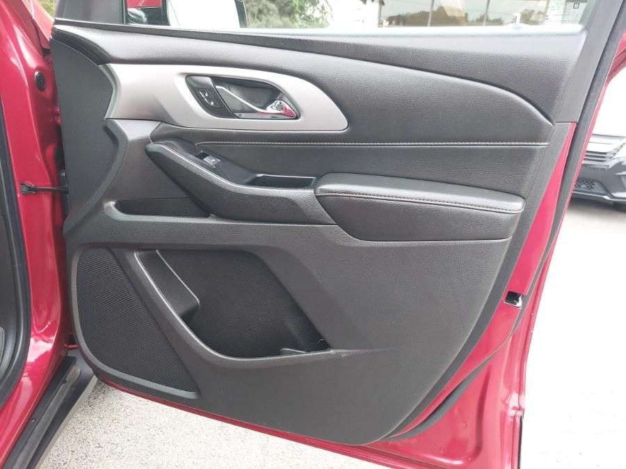 used 2019 Chevrolet Traverse car, priced at $16,995