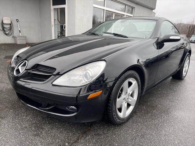 used 2007 Mercedes-Benz SLK-Class car, priced at $10,995