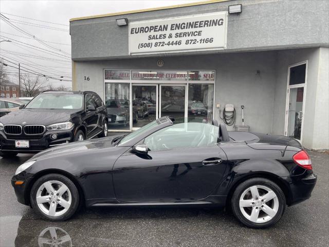 used 2007 Mercedes-Benz SLK-Class car, priced at $10,995