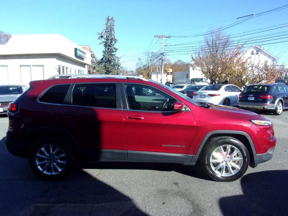 used 2015 Jeep Cherokee car, priced at $15,995