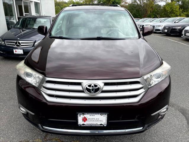 used 2013 Toyota Highlander car, priced at $17,995