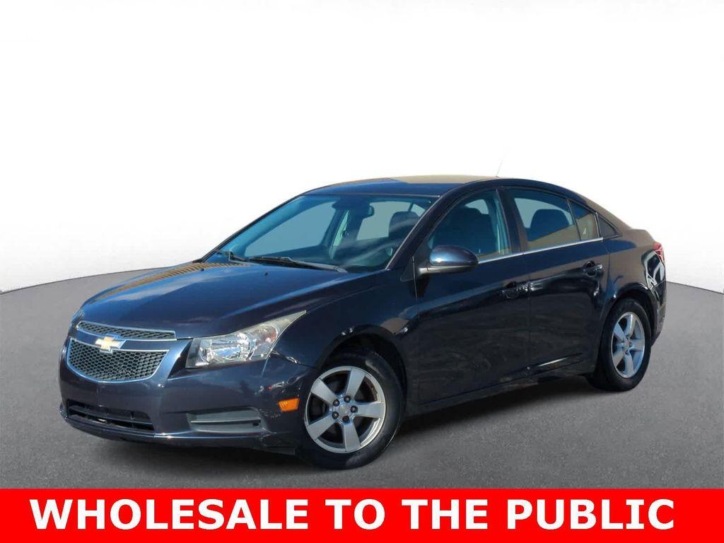 used 2014 Chevrolet Cruze car, priced at $5,900