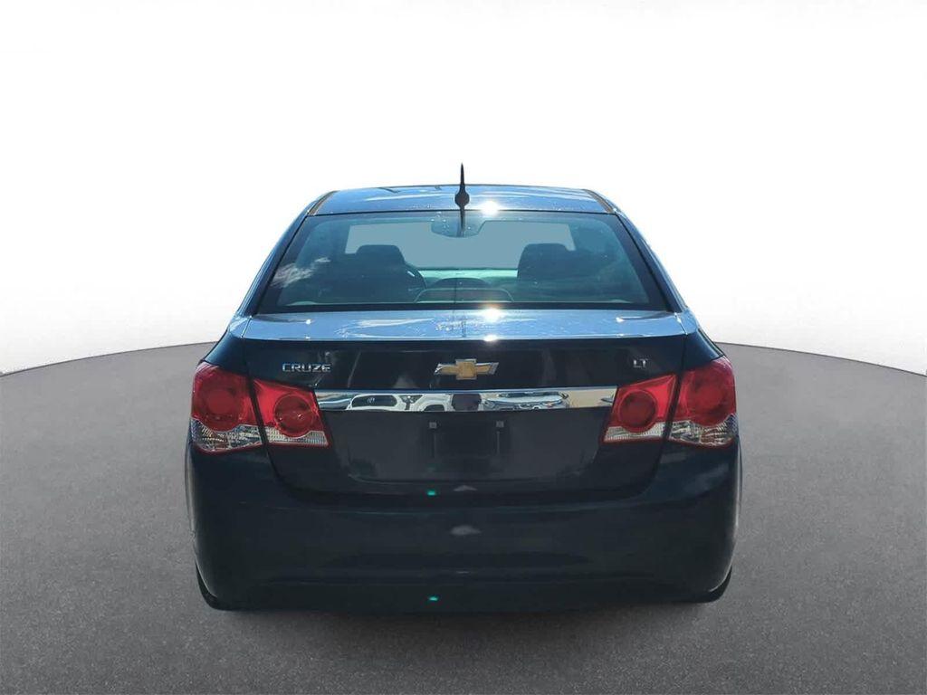 used 2014 Chevrolet Cruze car, priced at $6,500