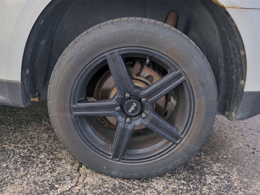 used 2010 Chevrolet Equinox car, priced at $4,500