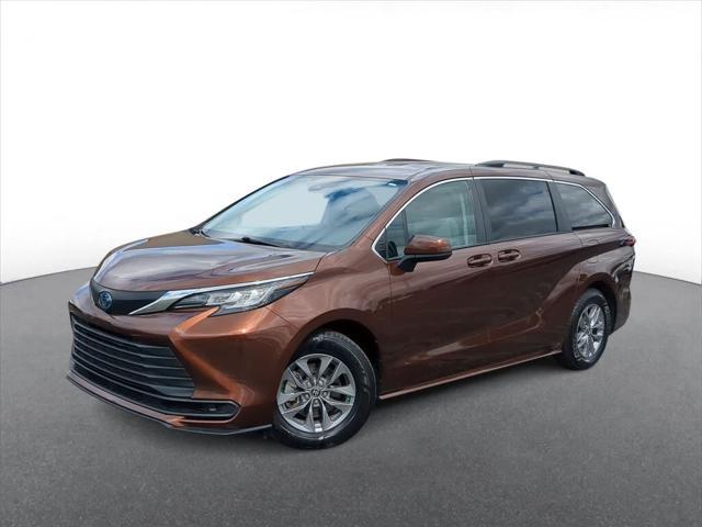 used 2022 Toyota Sienna car, priced at $36,734