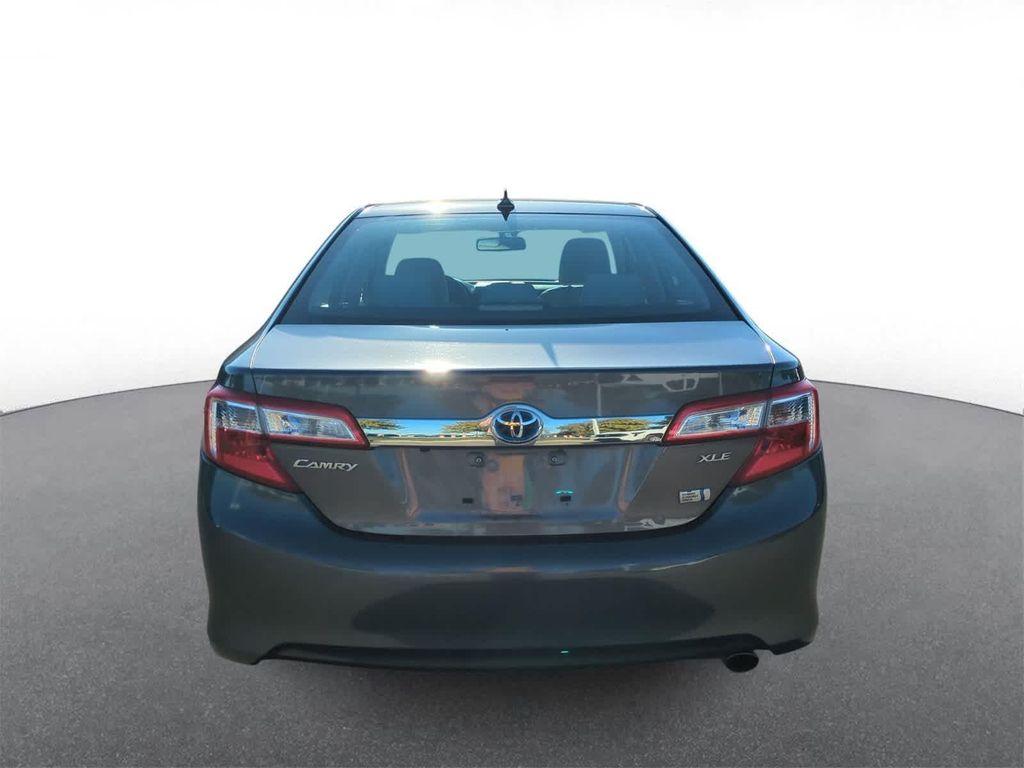 used 2014 Toyota Camry Hybrid car, priced at $9,497