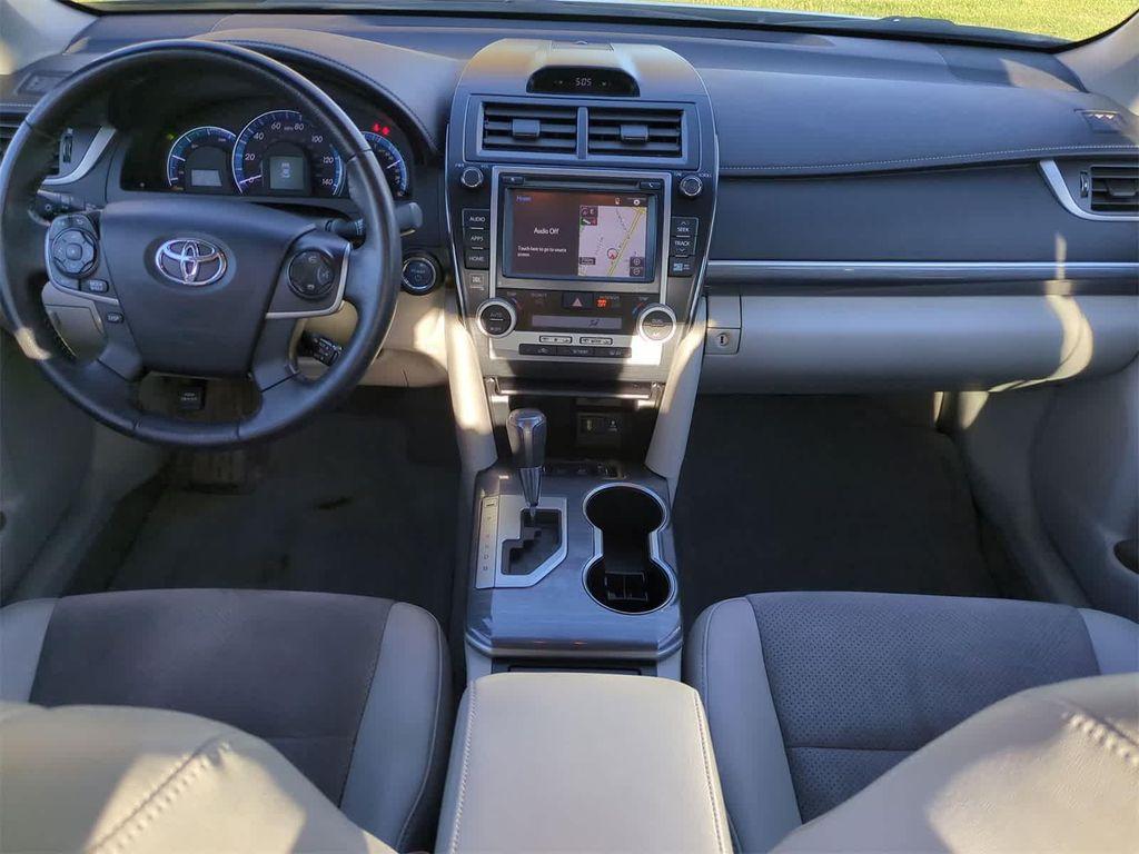 used 2014 Toyota Camry Hybrid car, priced at $9,497