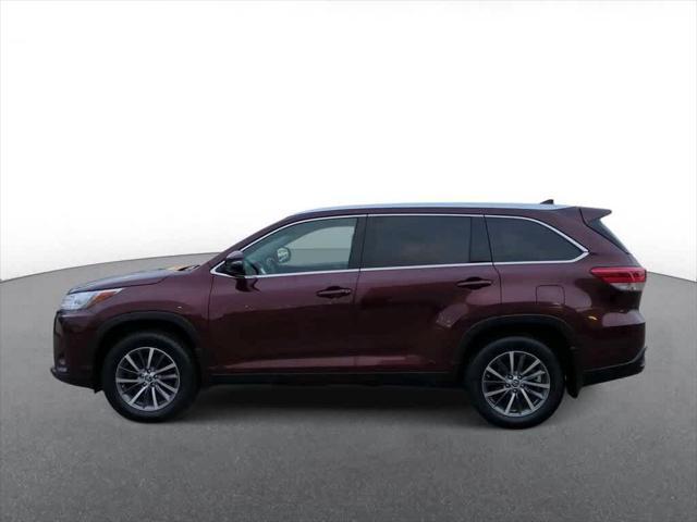 used 2019 Toyota Highlander car, priced at $27,759