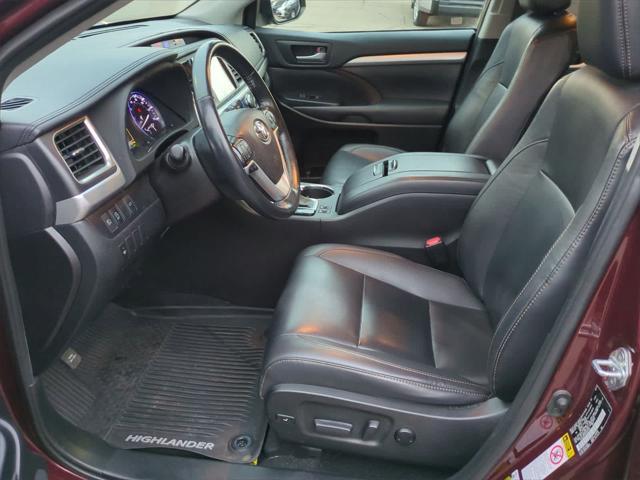 used 2019 Toyota Highlander car, priced at $27,759