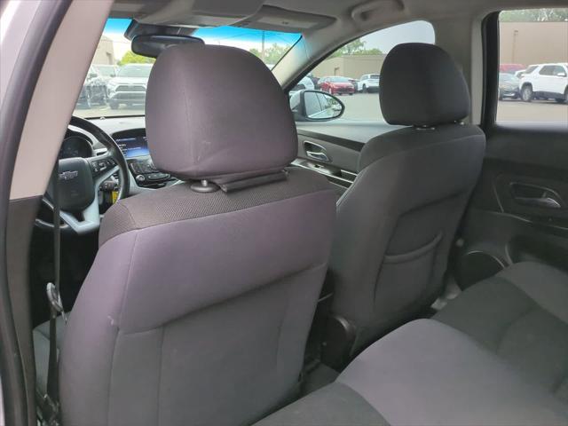 used 2014 Chevrolet Cruze car, priced at $3,900