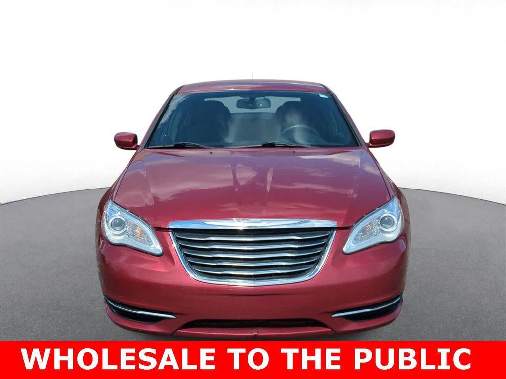 used 2013 Chrysler 200 car, priced at $3,500