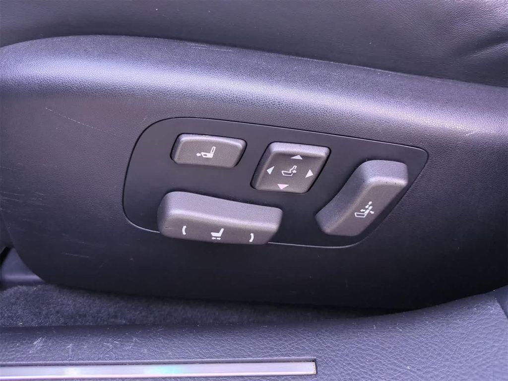 used 2007 Lexus LS 460 car, priced at $13,500