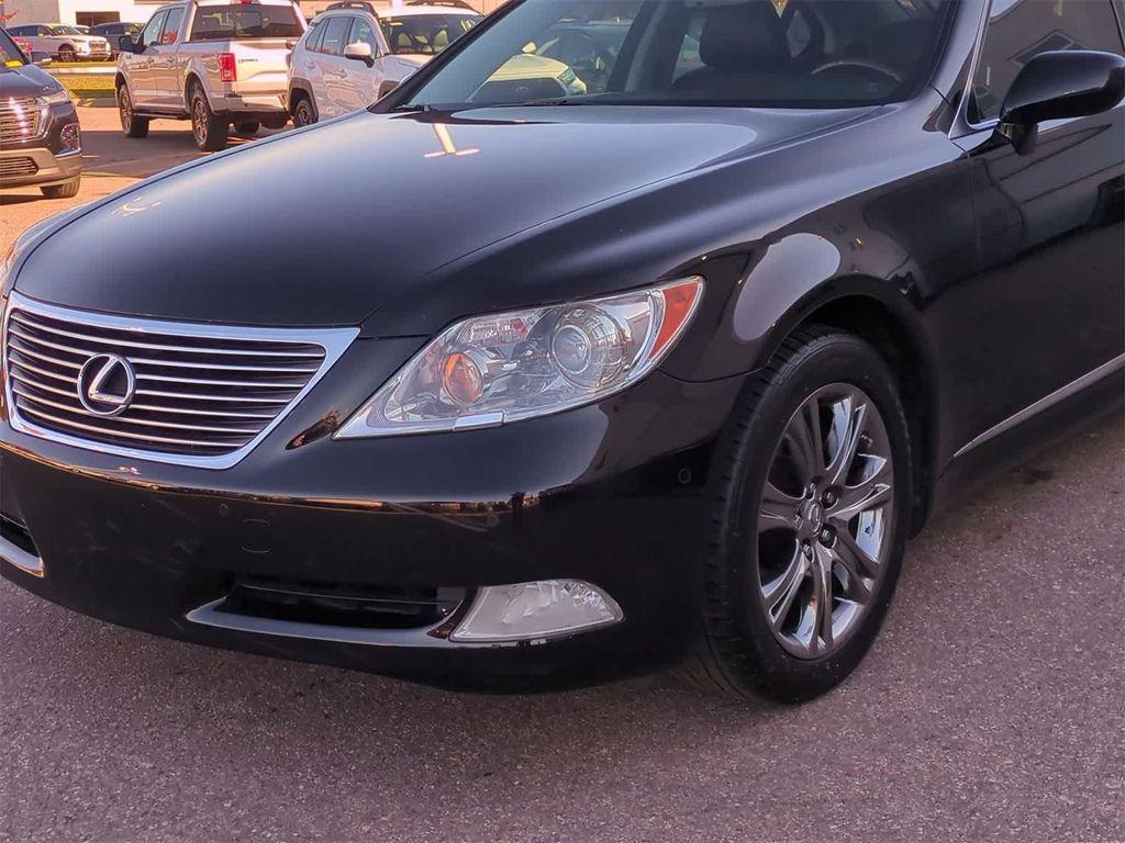 used 2007 Lexus LS 460 car, priced at $13,500