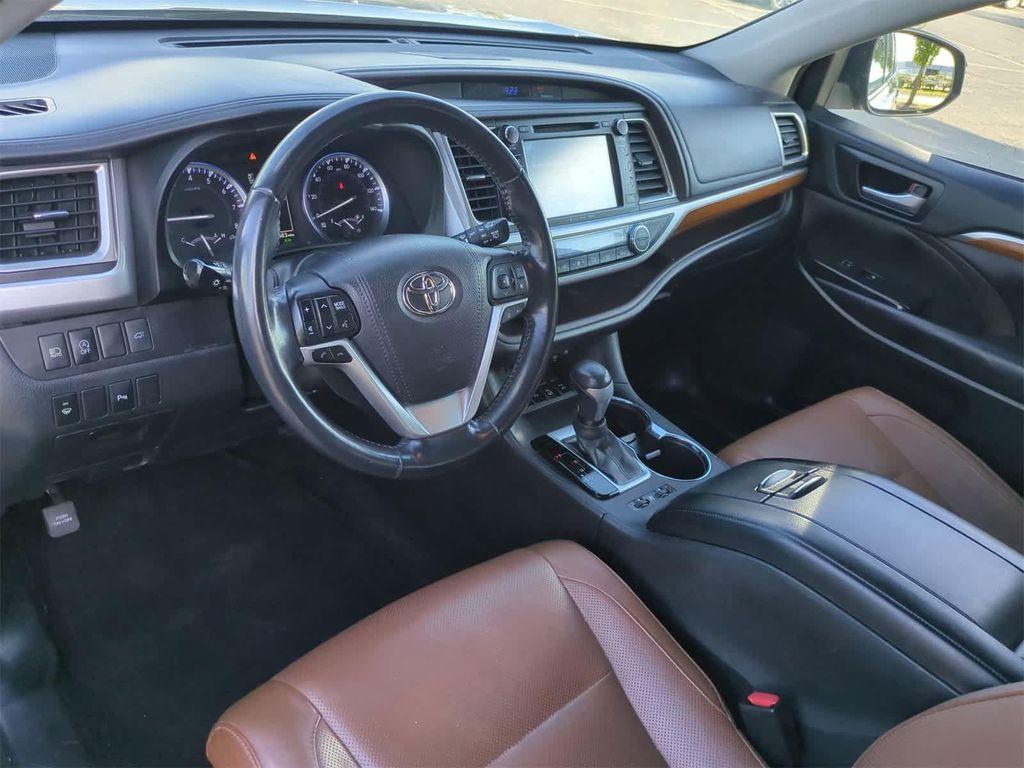 used 2017 Toyota Highlander car, priced at $24,477