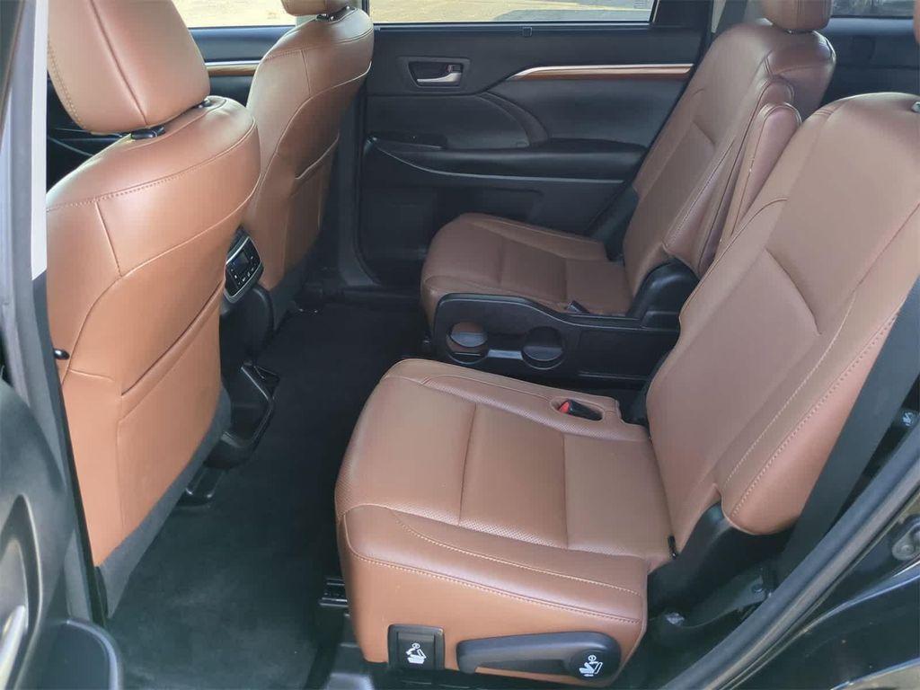 used 2017 Toyota Highlander car, priced at $24,477