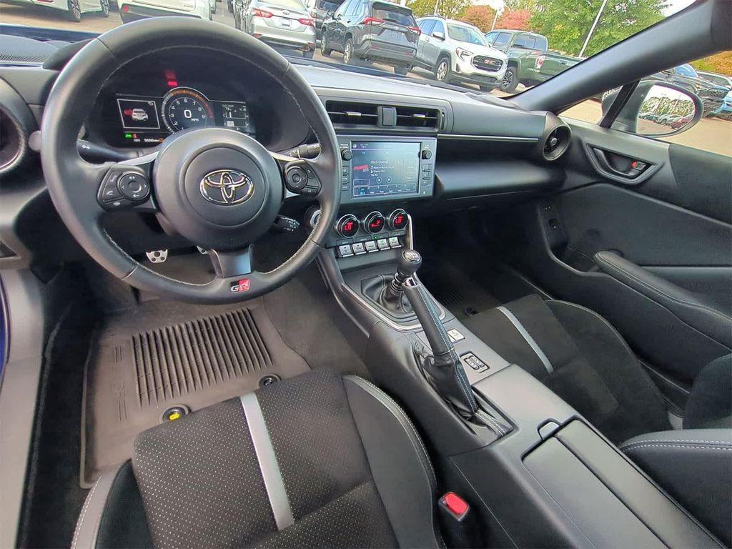 used 2023 Toyota GR86 car, priced at $29,997