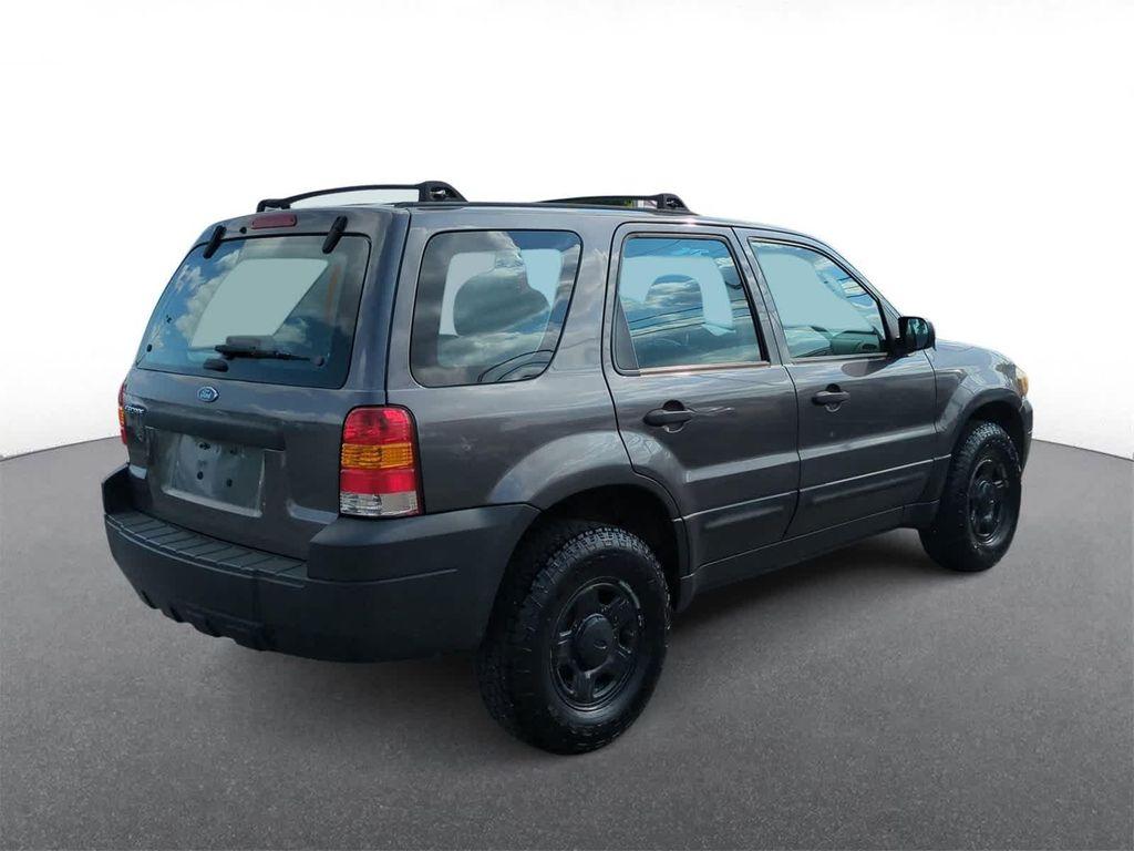 used 2005 Ford Escape car, priced at $3,903