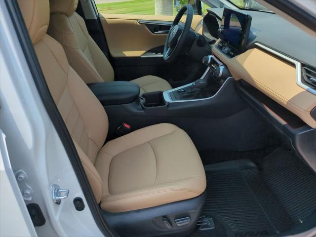 new 2025 Toyota RAV4 car