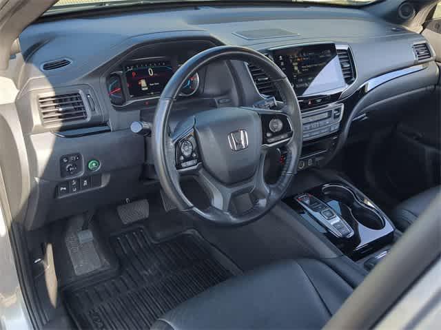 used 2021 Honda Passport car, priced at $27,612