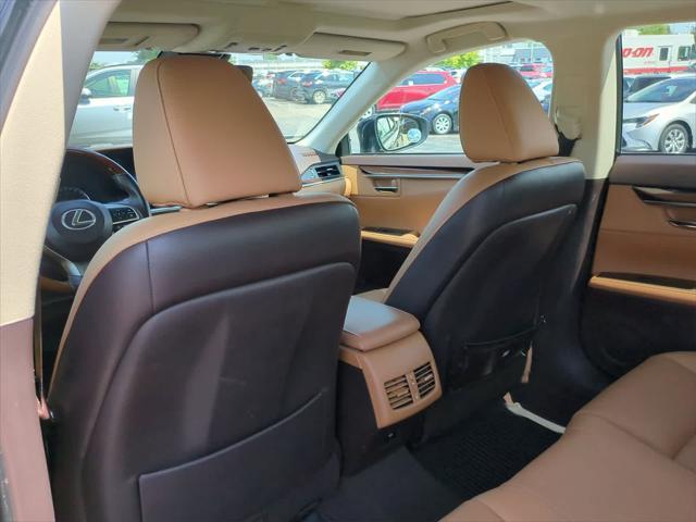 used 2017 Lexus ES 350 car, priced at $18,400