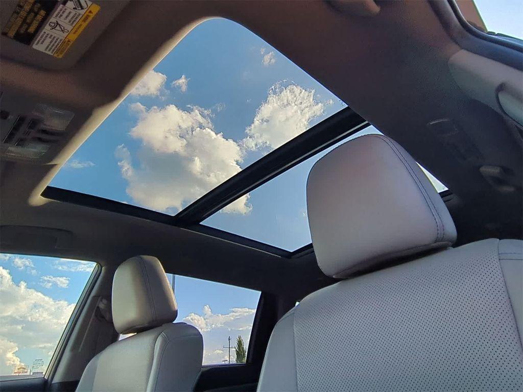 used 2019 Toyota Highlander car, priced at $29,500