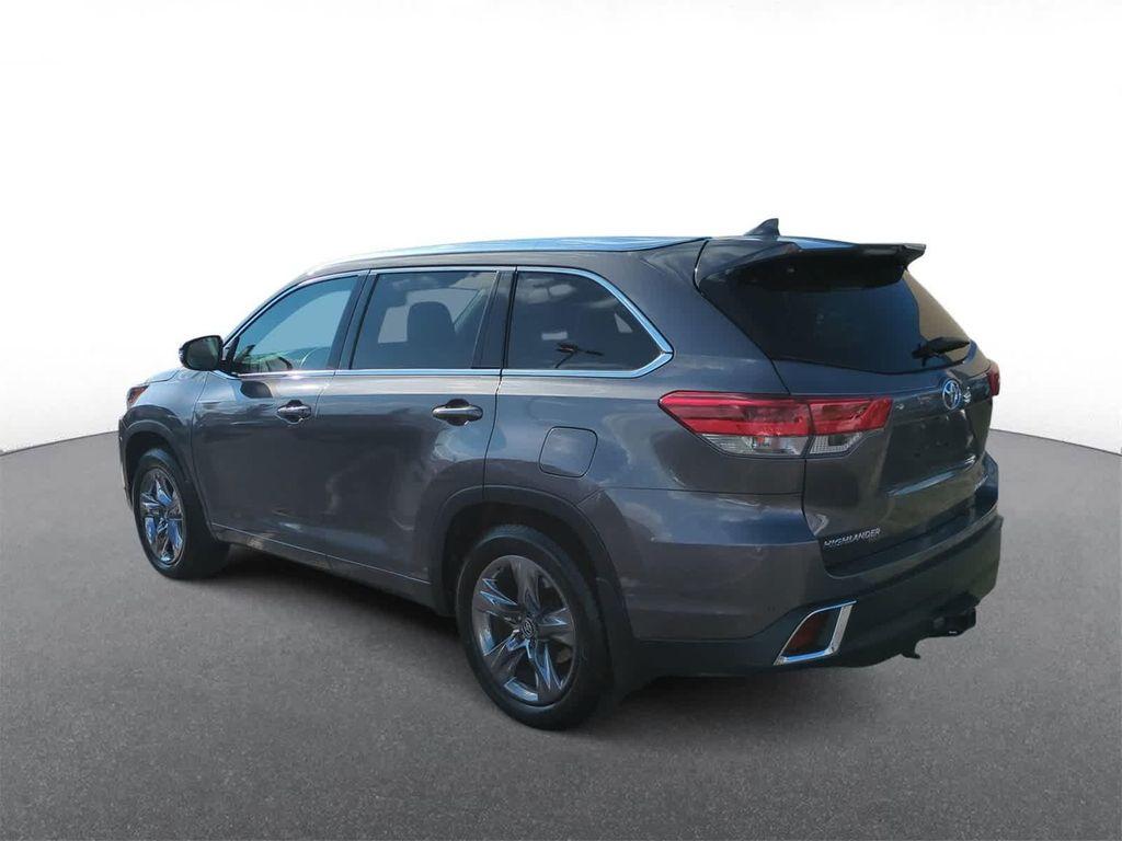 used 2019 Toyota Highlander car, priced at $29,500
