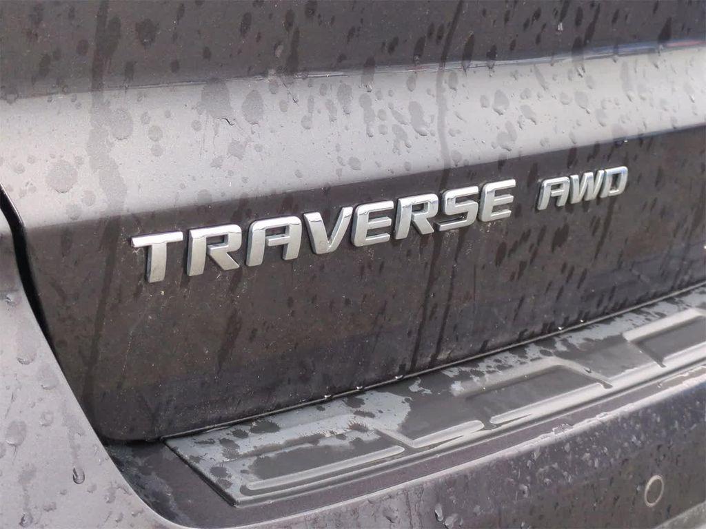 used 2017 Chevrolet Traverse car, priced at $5,900