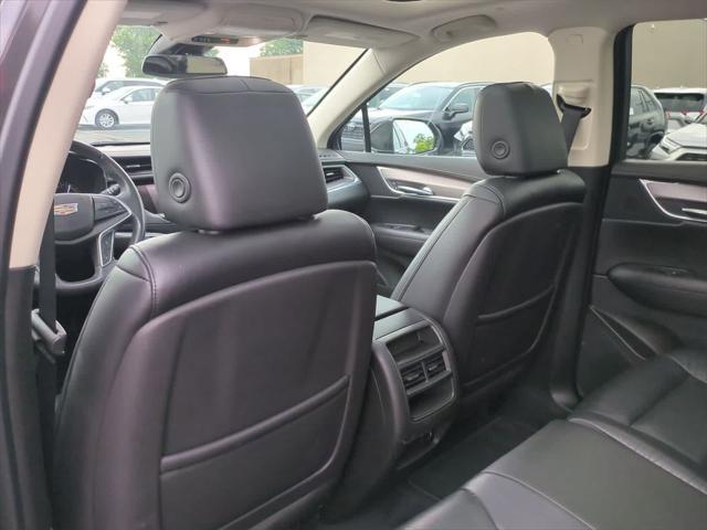 used 2017 Cadillac XT5 car, priced at $14,000