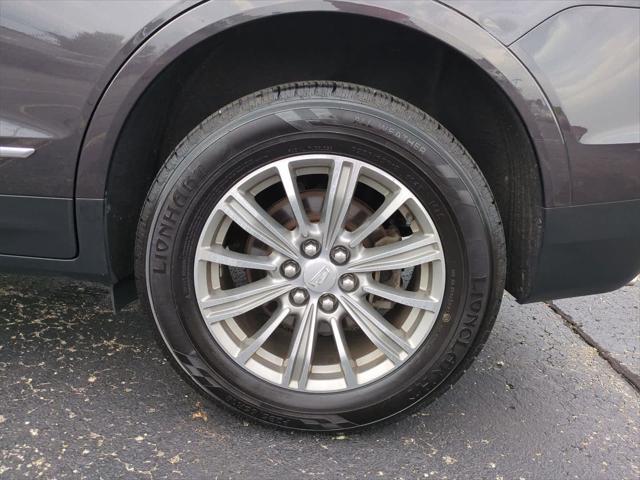 used 2017 Cadillac XT5 car, priced at $14,000