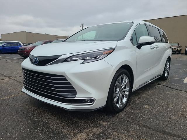 used 2022 Toyota Sienna car, priced at $49,900