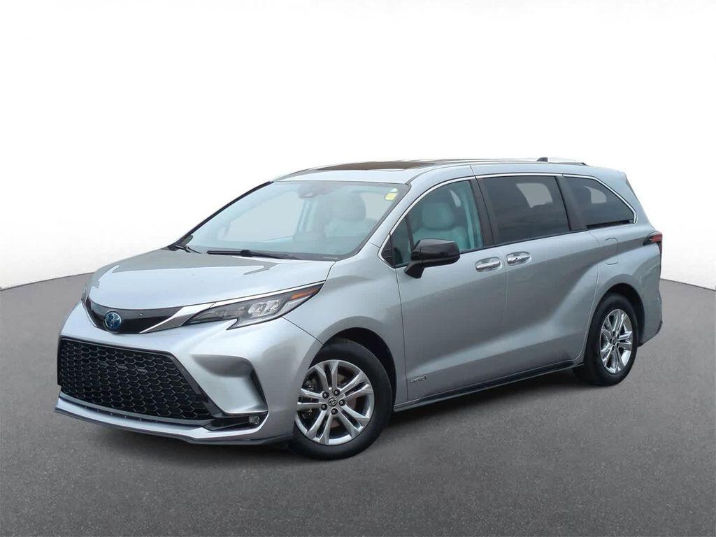 used 2021 Toyota Sienna car, priced at $37,742