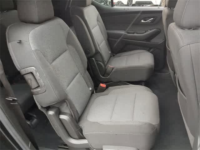 used 2022 Chevrolet Traverse car, priced at $30,116