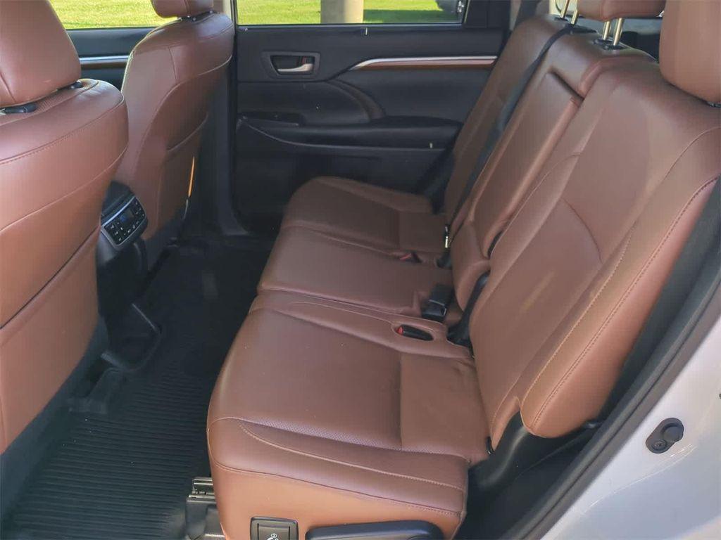 used 2019 Toyota Highlander car, priced at $25,500
