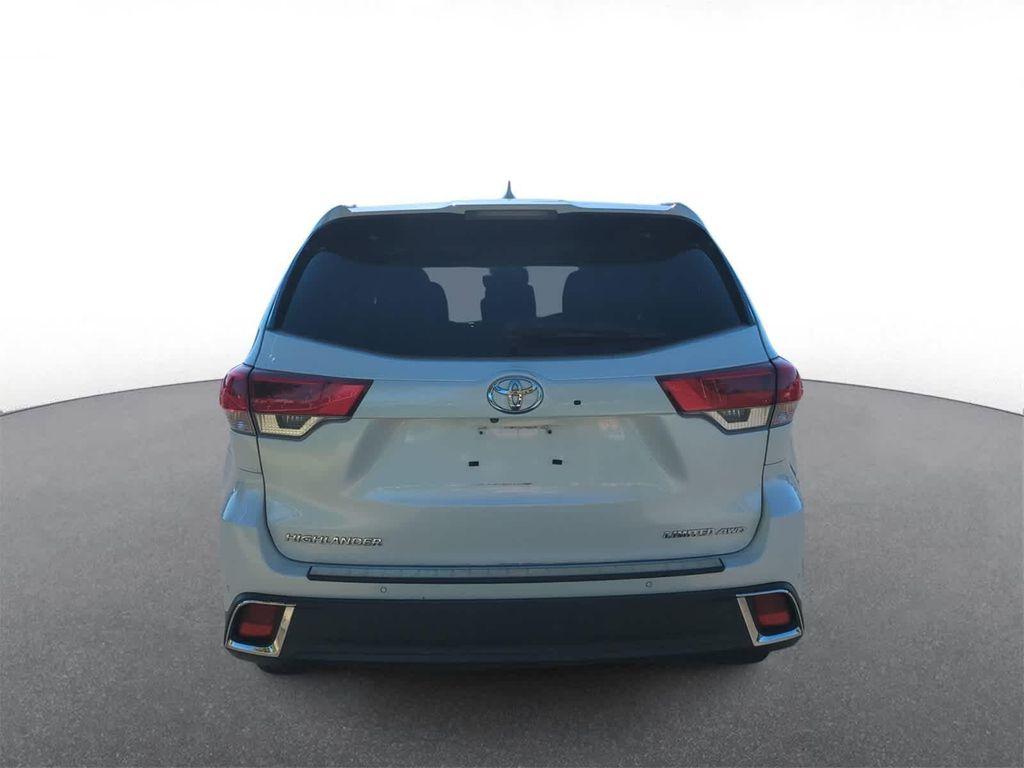 used 2019 Toyota Highlander car, priced at $25,500