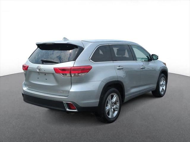 used 2017 Toyota Highlander car, priced at $16,899