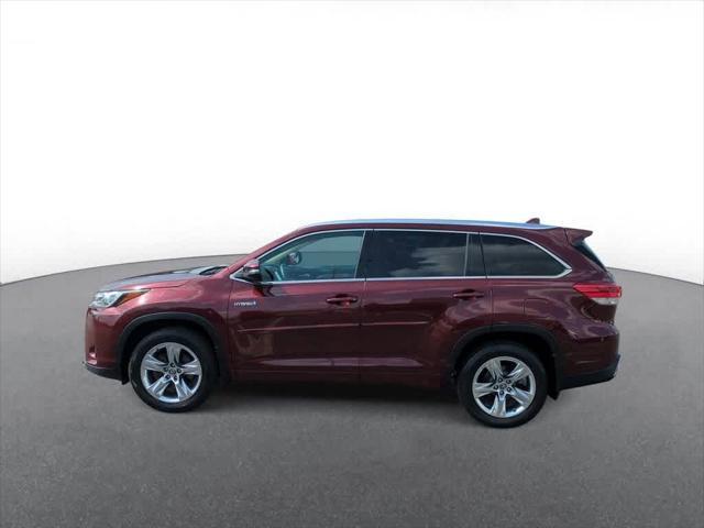 used 2018 Toyota Highlander Hybrid car, priced at $23,979