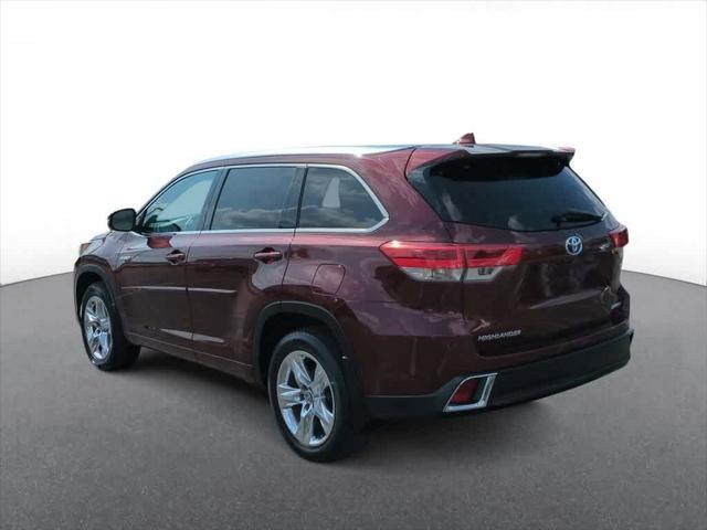 used 2018 Toyota Highlander Hybrid car, priced at $23,979