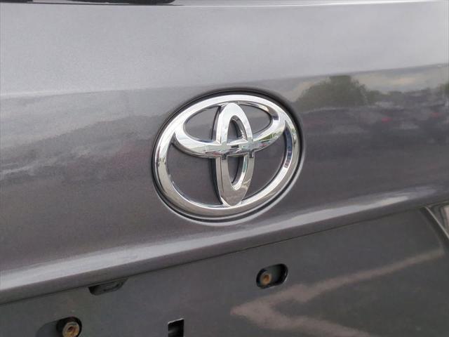 used 2024 Toyota Highlander car, priced at $40,900
