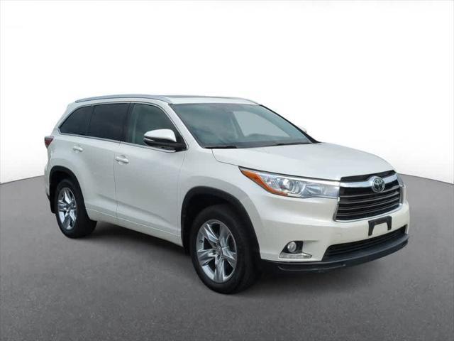 used 2015 Toyota Highlander car, priced at $23,259