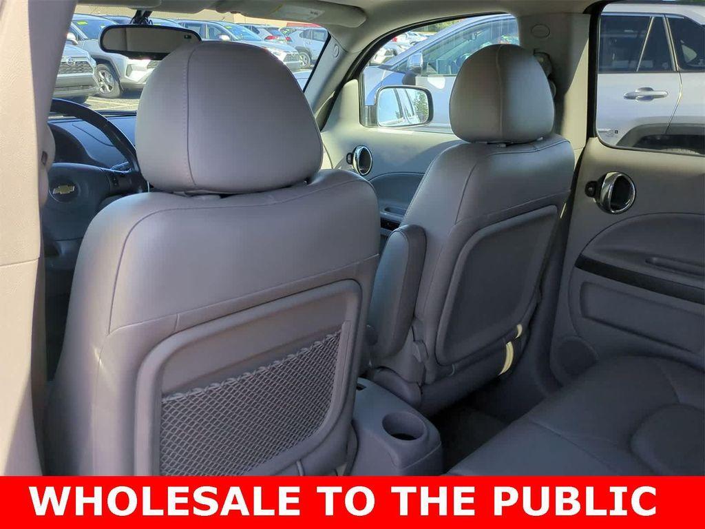 used 2006 Chevrolet HHR car, priced at $2,500