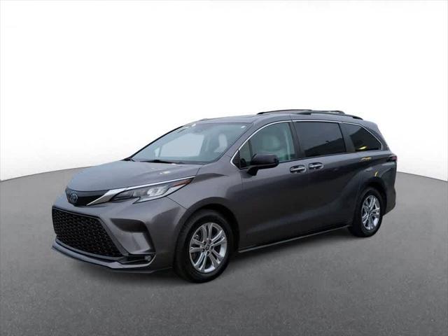 used 2022 Toyota Sienna car, priced at $33,400