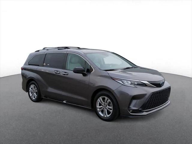 used 2022 Toyota Sienna car, priced at $33,400