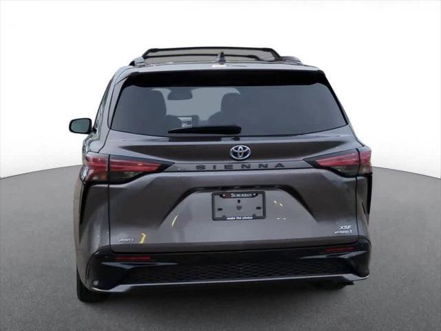 used 2022 Toyota Sienna car, priced at $33,400